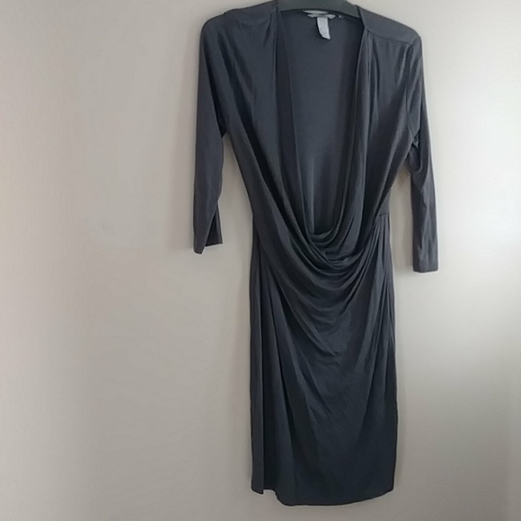 🆕H&M faux wrap dress in grey - Picture 1 of 10